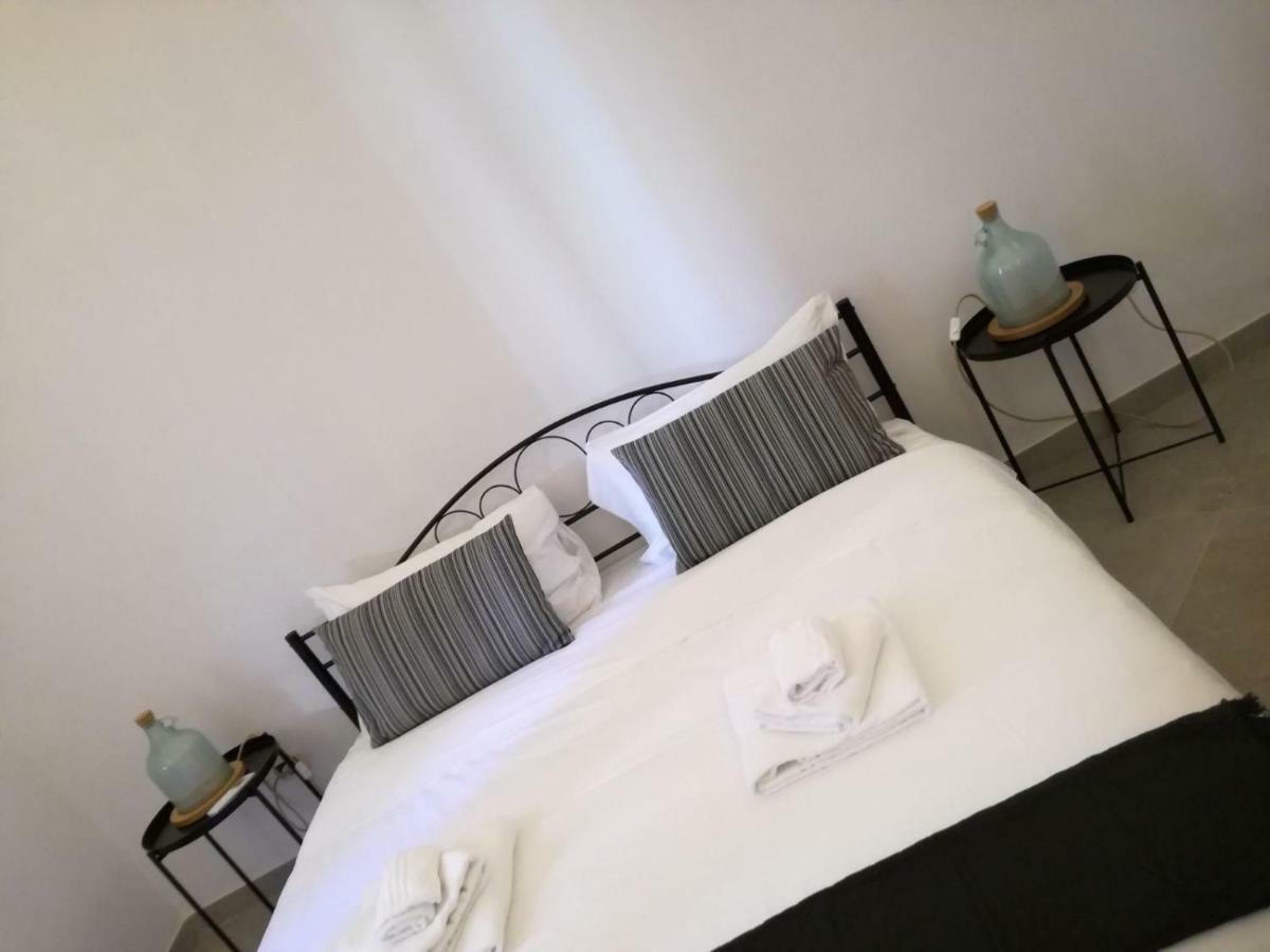 Suite Al Ponte 2.0 Taranto Bagian luar foto
